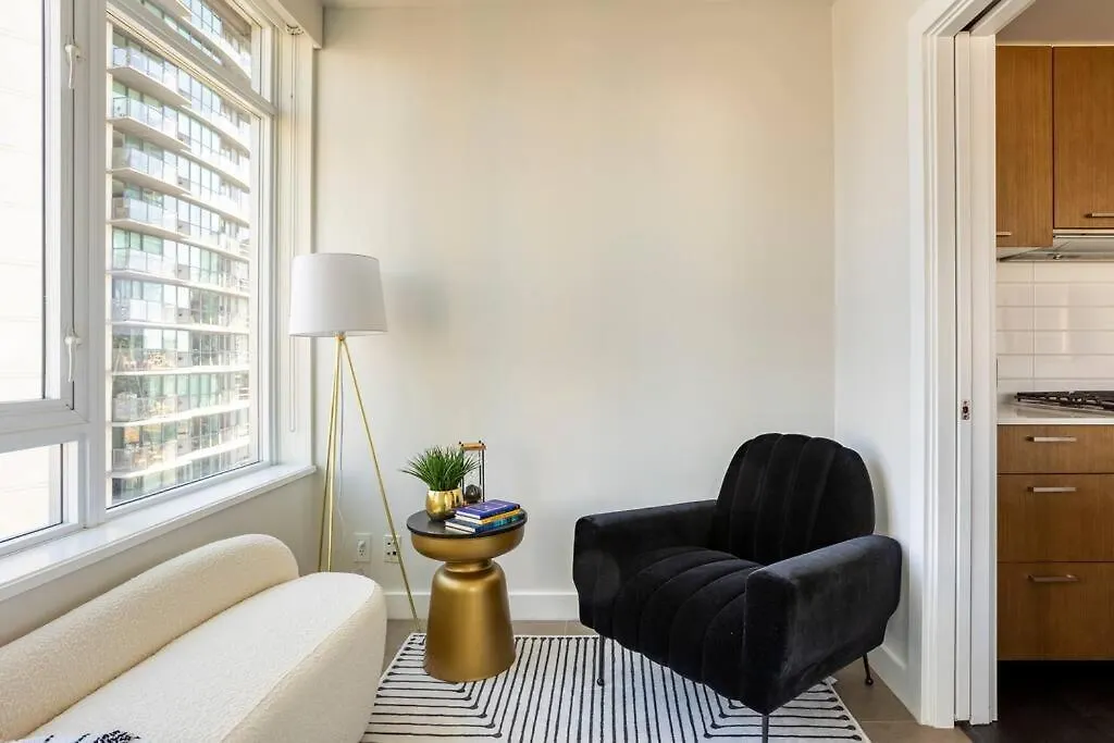 Vancouver Downtown Yaletown Collection Condo 0*,  Canada